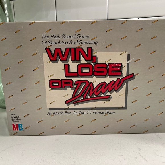 Vintage Win Lose or Draw Board Game 1987 Walt Disney Company Milton Bradley - Picture 1 of 7